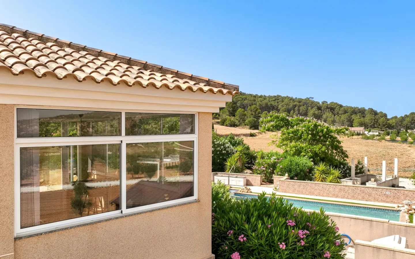 2-bedroom Detached Villa In Pinoso, Spain (173 M²)