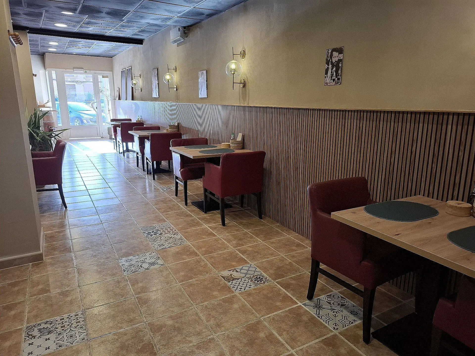 Commercial Of 150 M² In Pinoso, Spain
