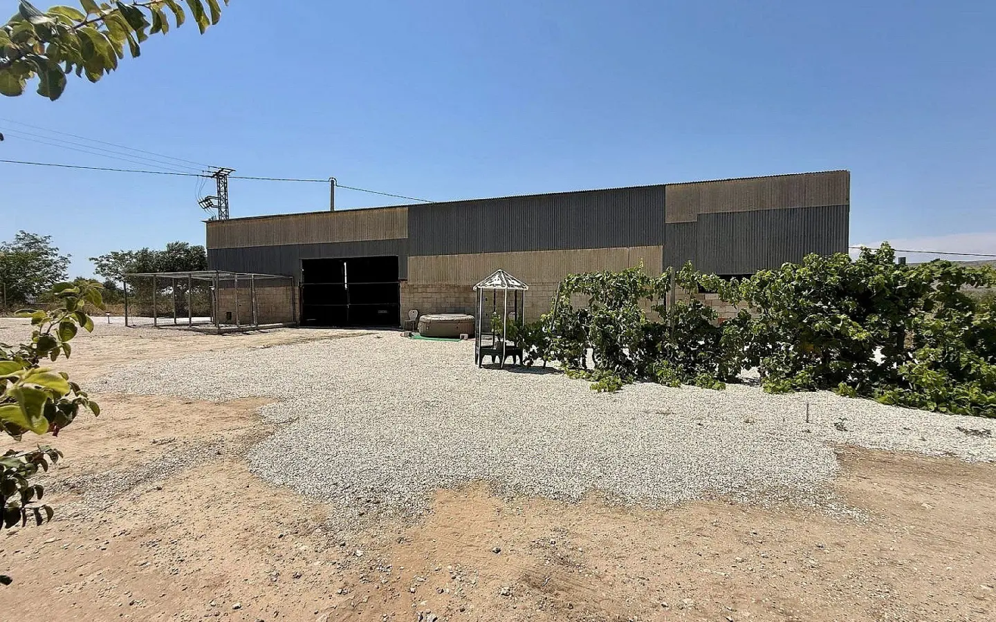 Country House Of 242 M² In Villena, Spain