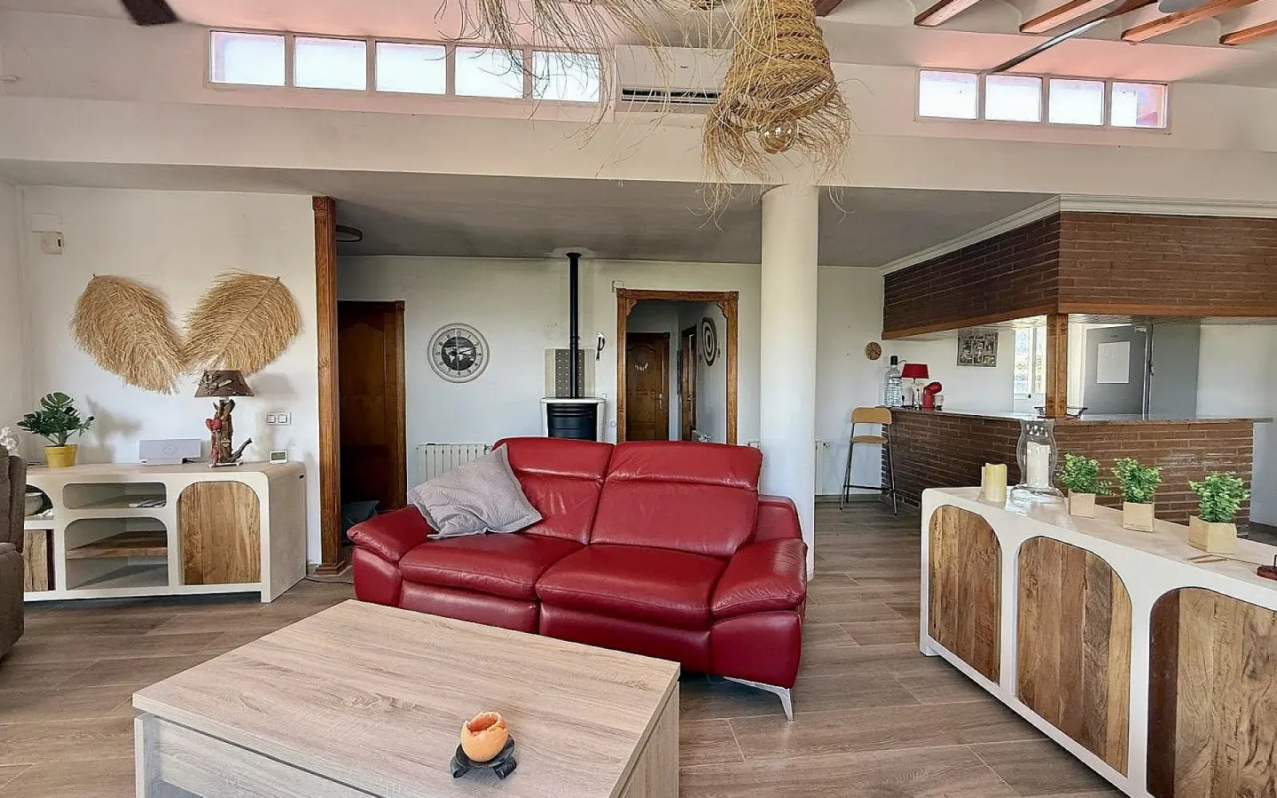 Country House Of 242 M² In Villena, Spain