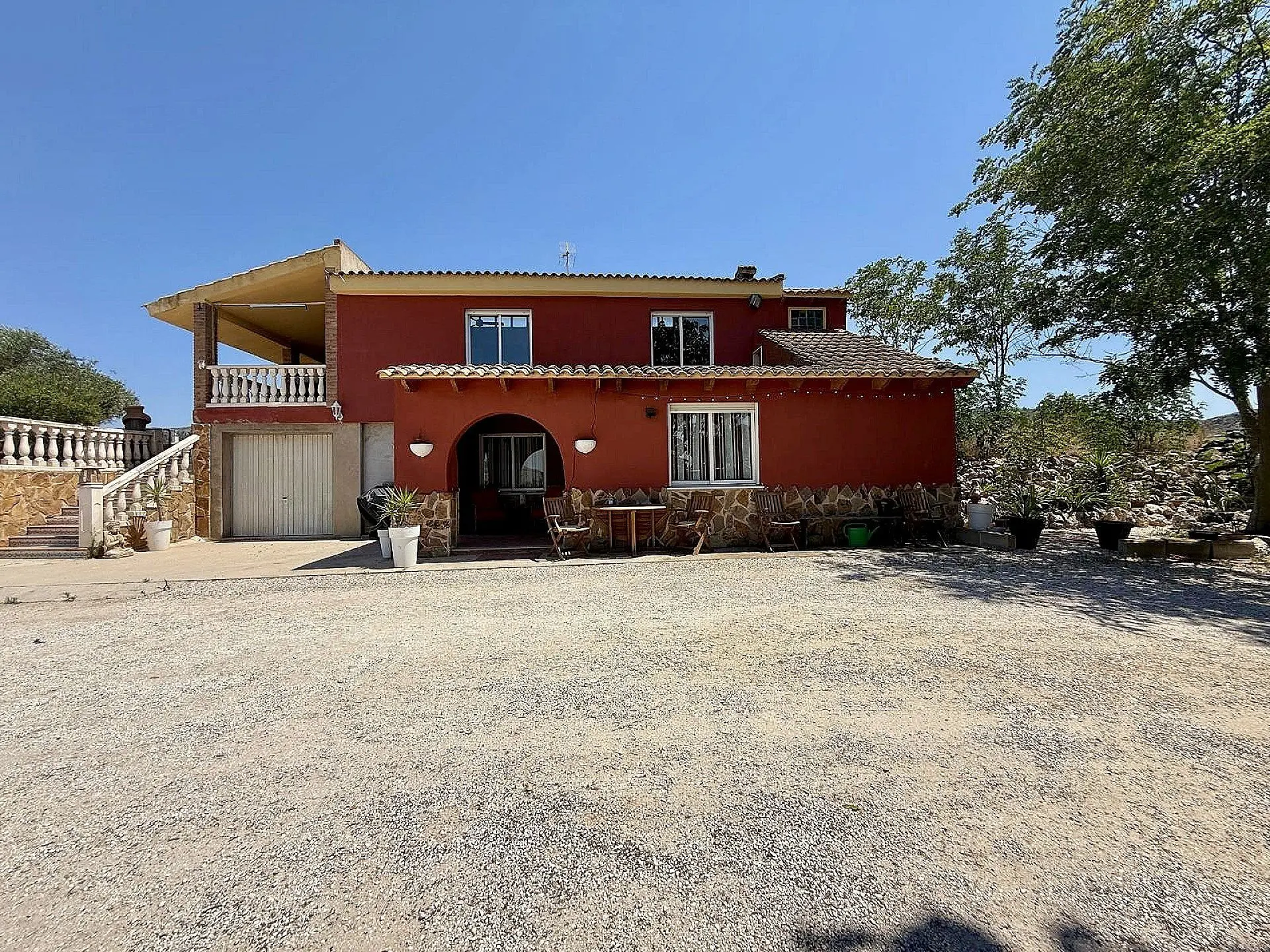 Country House Of 242 M² In Villena, Spain