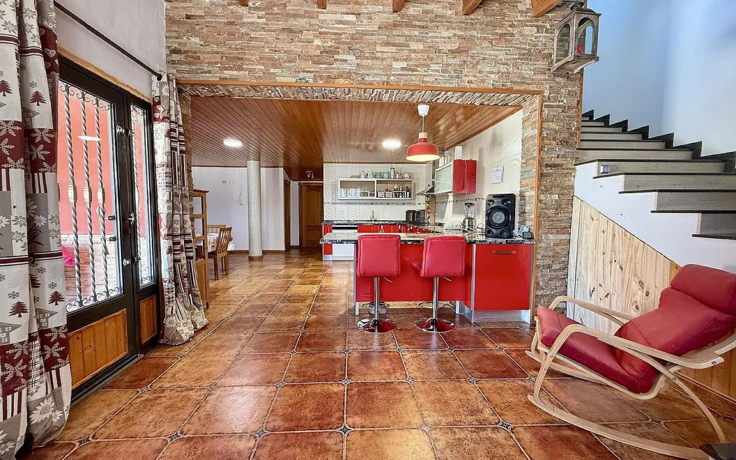 Country House Of 242 M² In Villena, Spain