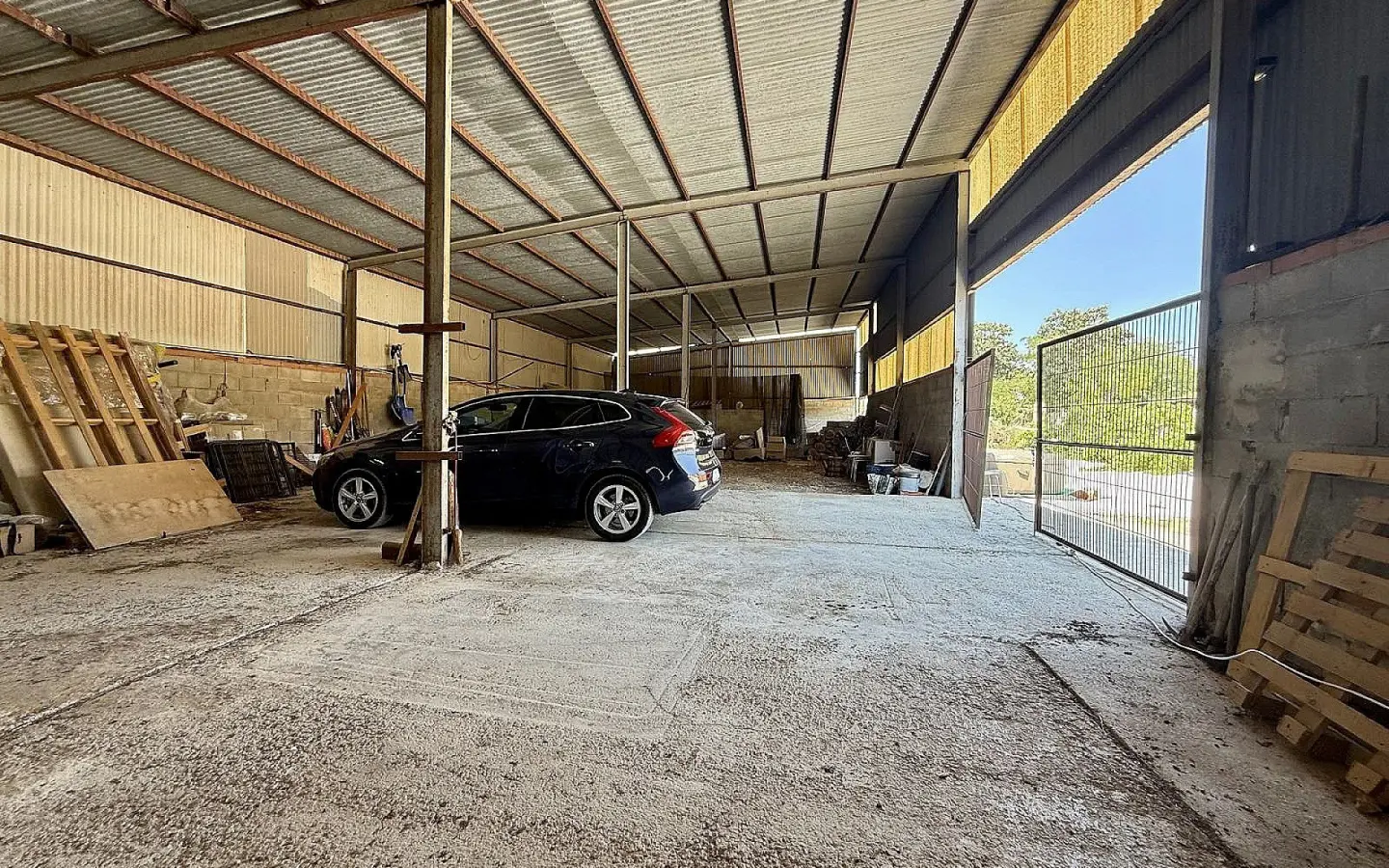 Country House Of 242 M² In Villena, Spain