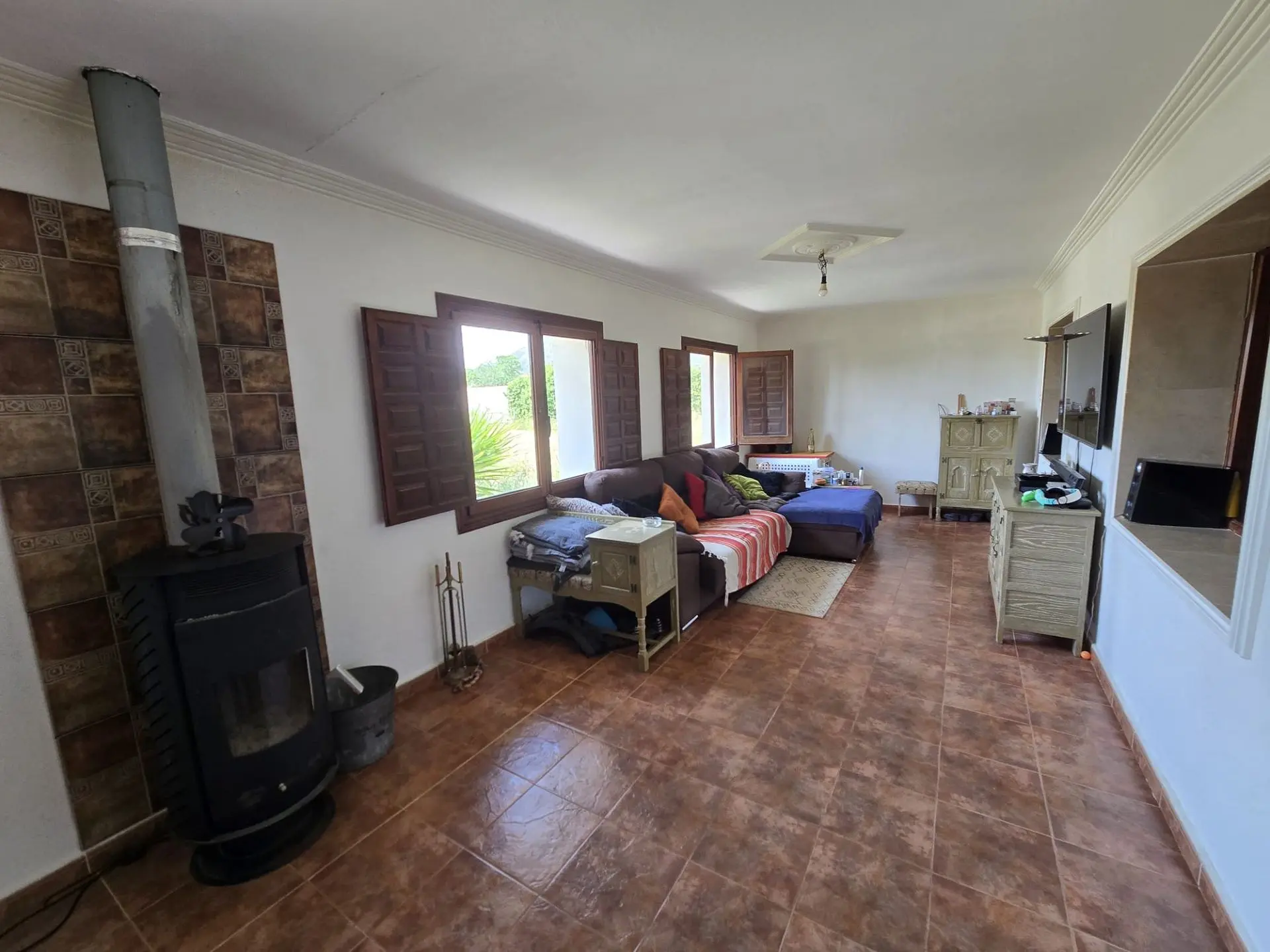 Detached Villa Of 238 M² In Sax, Spain