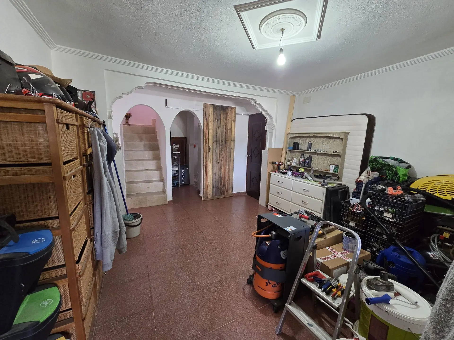 Detached Villa Of 238 M² In Sax, Spain