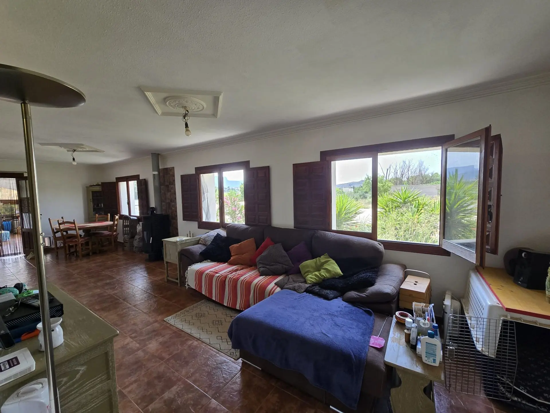 Detached Villa Of 238 M² In Sax, Spain