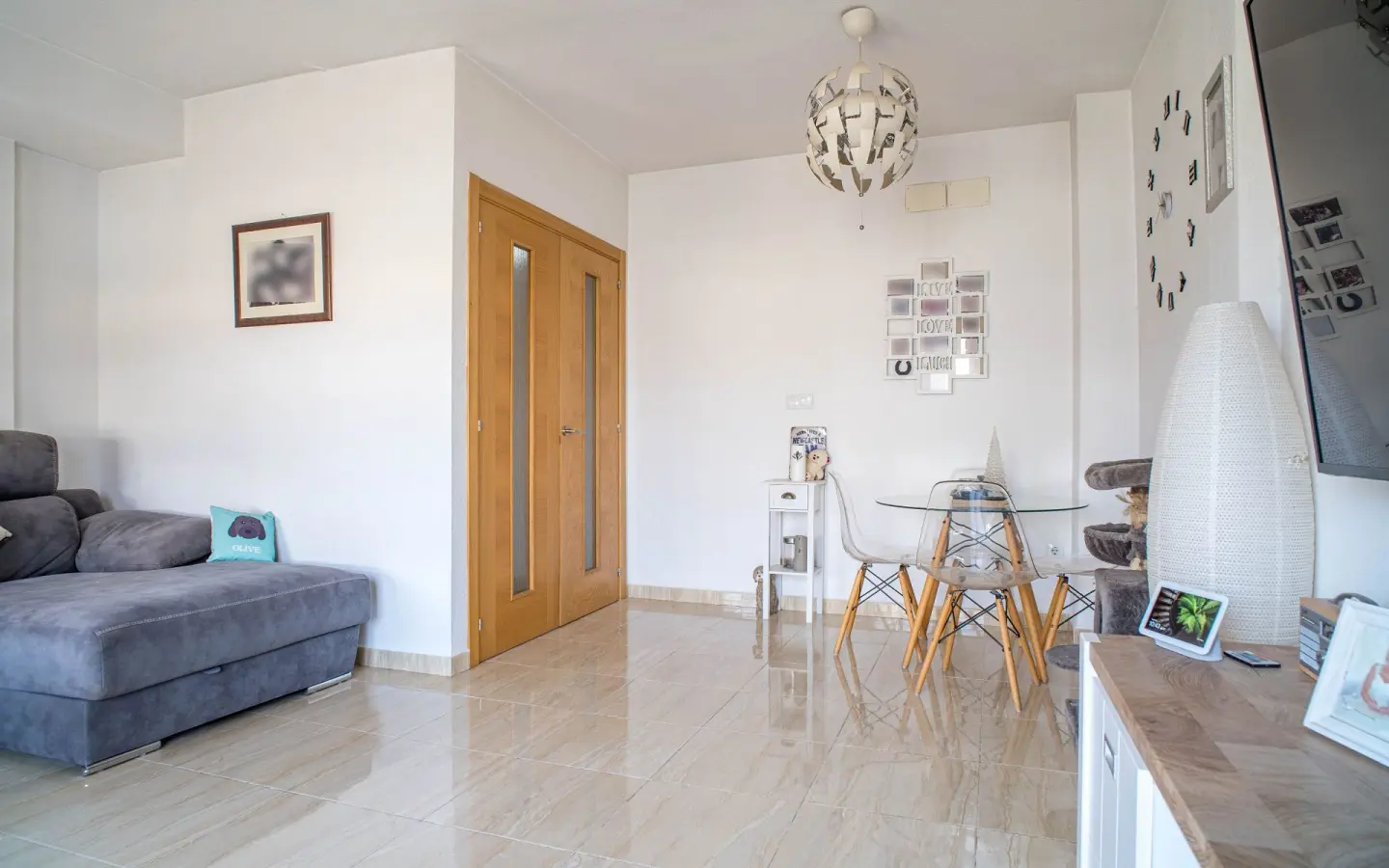 3-bedroom Apartment In Pinoso, Spain (189 M²)