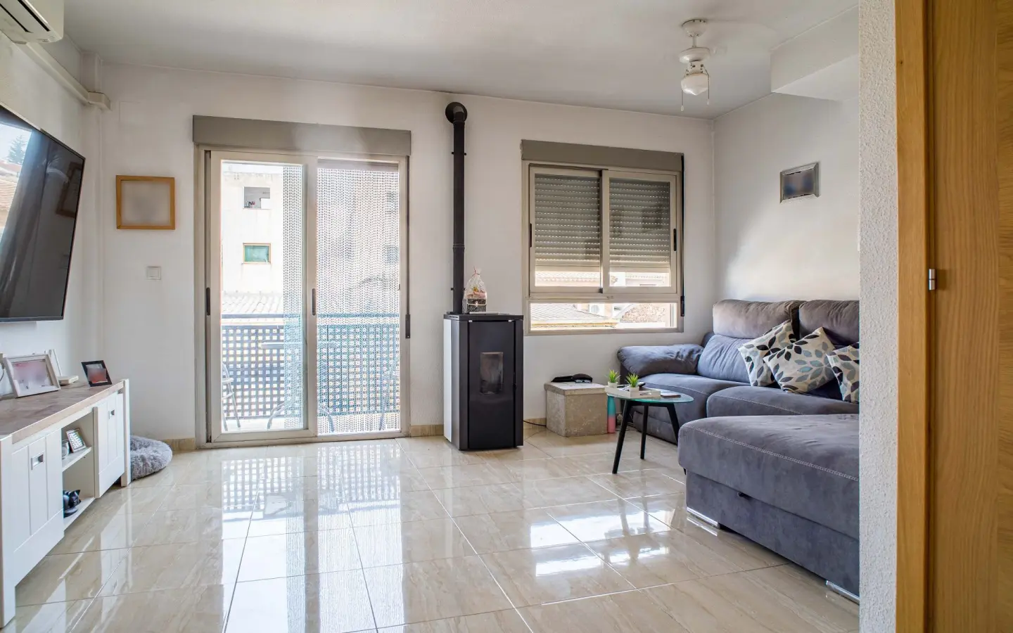 3-bedroom Apartment In Pinoso, Spain (189 M²)