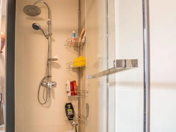 3-bedroom Apartment In Pinoso, Spain (189 M²)