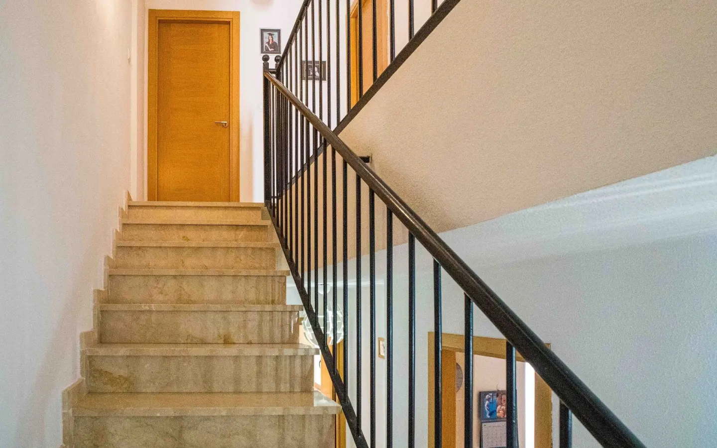3-bedroom Apartment In Pinoso, Spain (189 M²)