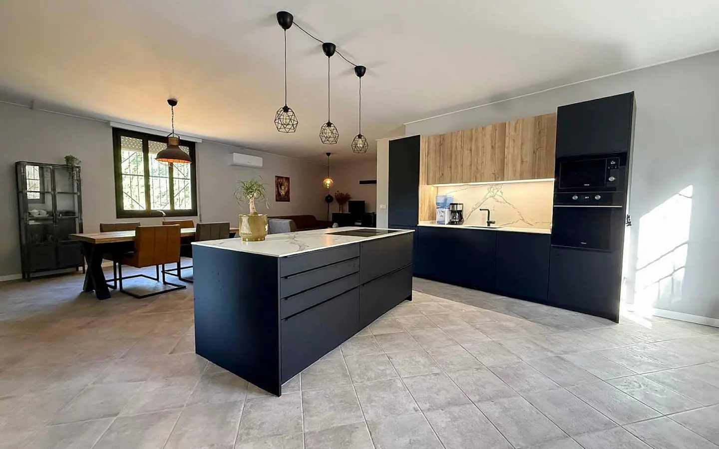 5-bedroom Detached Villa In Pinoso, Spain (190 M²)