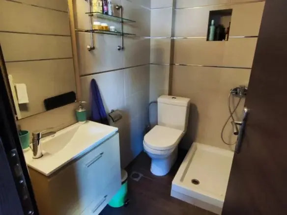 2-bedroom Flat In Nea Smyrni, Greece (88 M²)