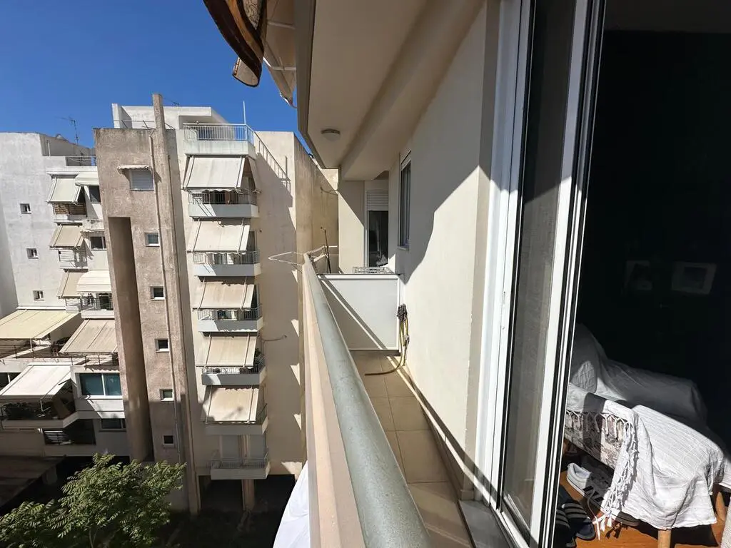 2-bedroom Flat In Nea Smyrni, Greece (88 M²)