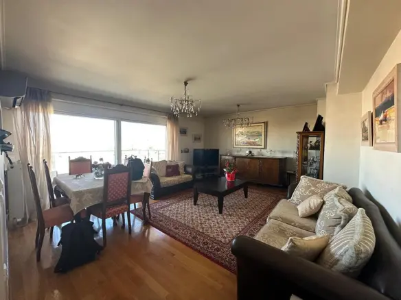 2-bedroom Flat In Nea Smyrni, Greece (88 M²)