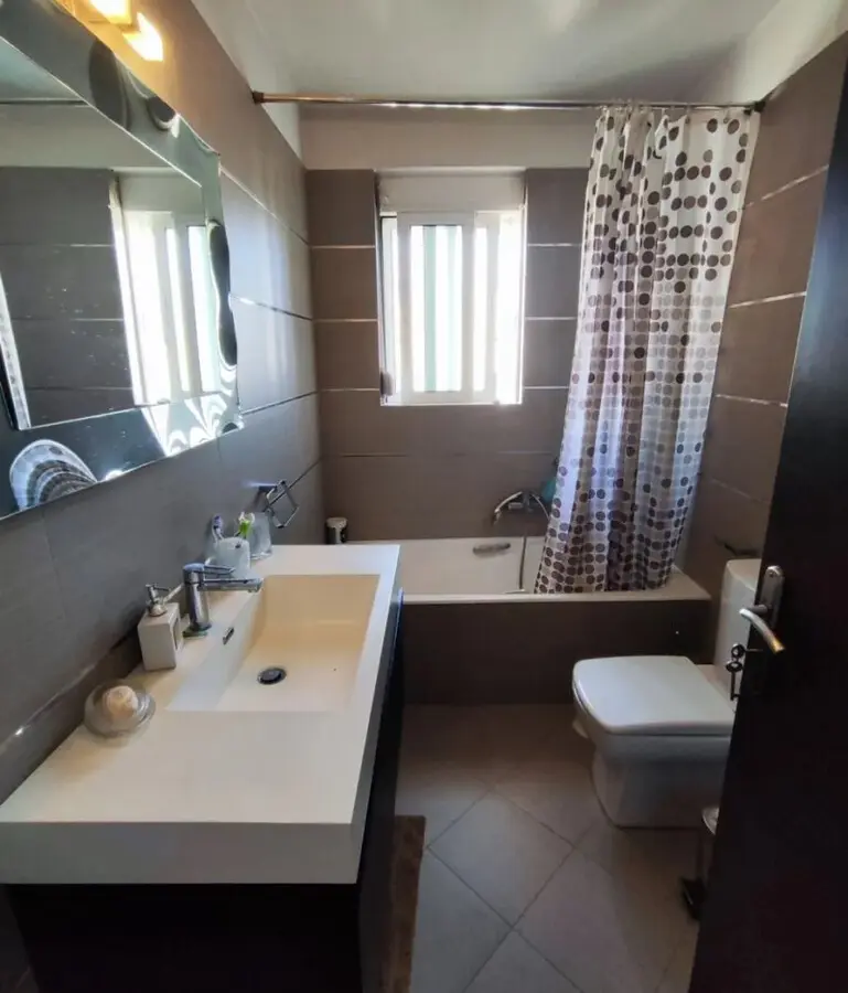 2-bedroom Flat In Nea Smyrni, Greece (88 M²)
