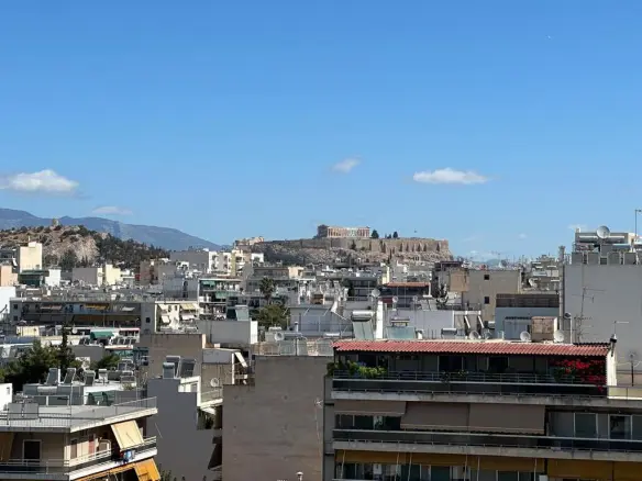 Flat Of 88 M² In Athens