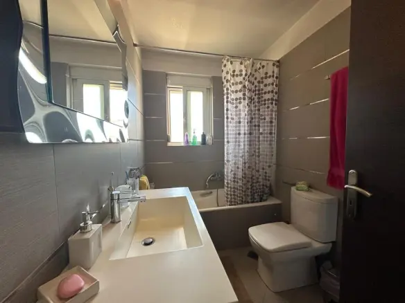 2-bedroom Flat In Nea Smyrni, Greece (88 M²)