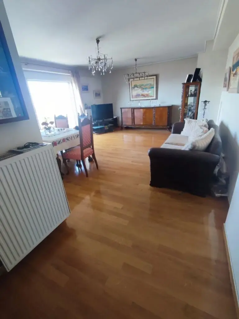 2-bedroom Flat In Nea Smyrni, Greece (88 M²)