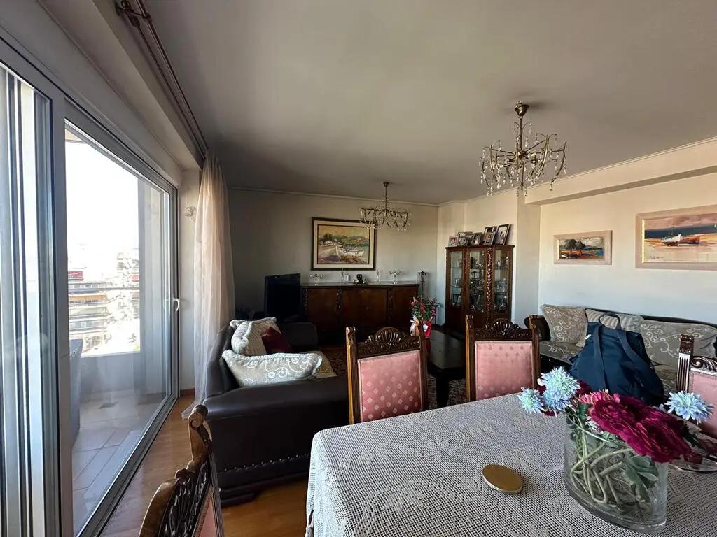 2-bedroom Flat In Nea Smyrni, Greece (88 M²)