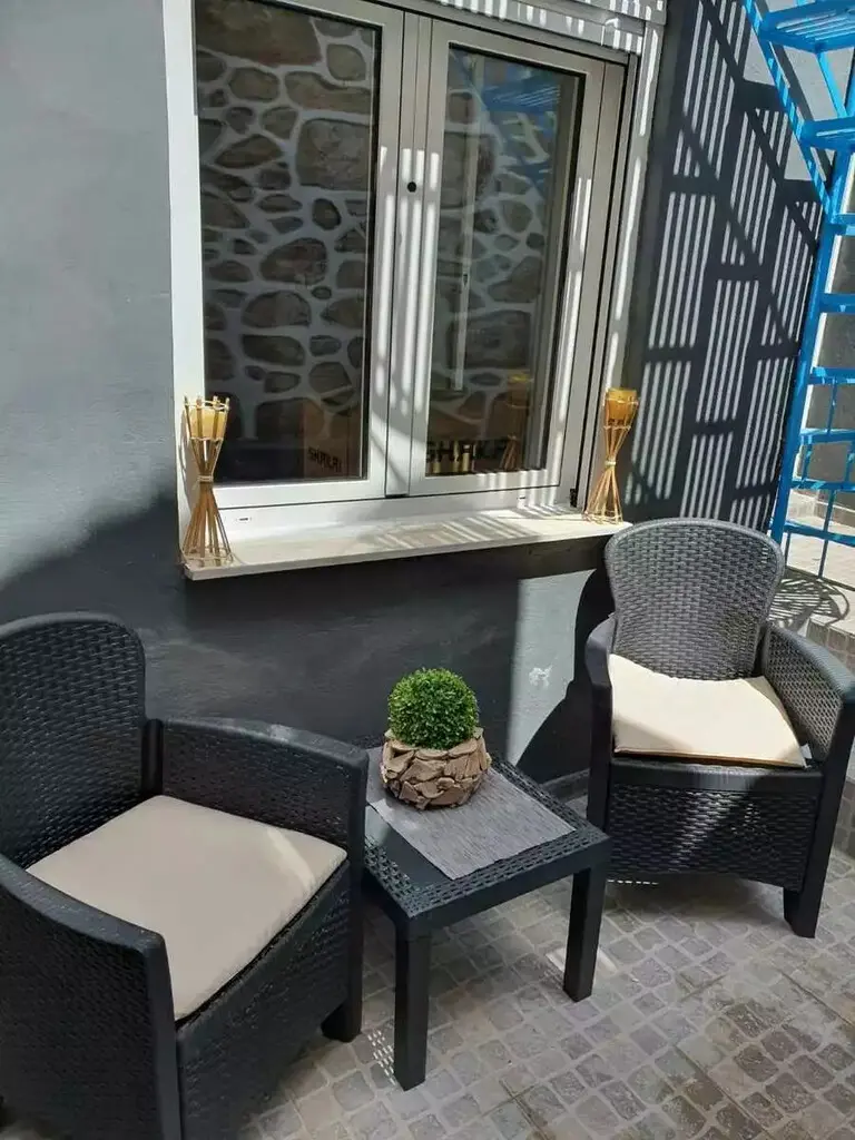 2-bedroom Detached House In Piraiki – Chatzikyriakio, Greece (68 M²)
