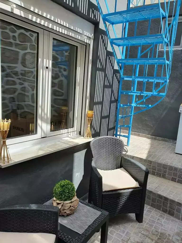 2-bedroom Detached House In Piraiki – Chatzikyriakio, Greece (68 M²)