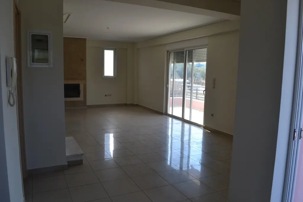 3-bedroom Detached House In Loutraki-perachora, Greece (150 M²)