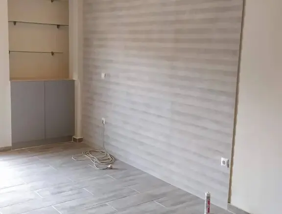2-bedroom Flat In Koridallos, Greece (72 M²)