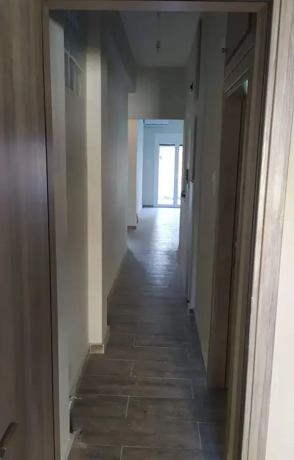 2-bedroom Flat In Koridallos, Greece (72 M²)