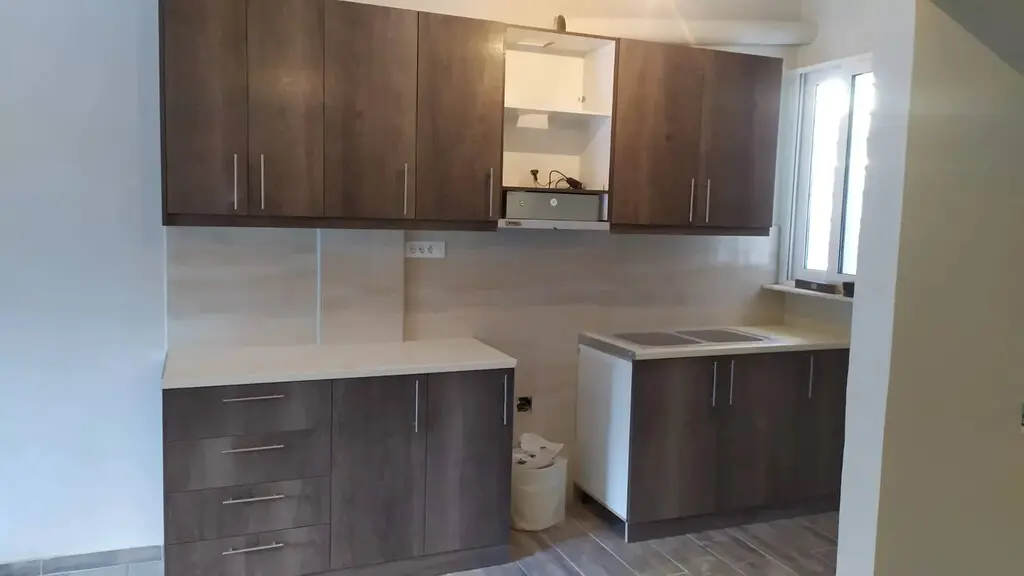 2-bedroom Flat In Koridallos, Greece (72 M²)