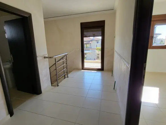 3-bedroom Detached House In Kassandra, Greece (240 M²)