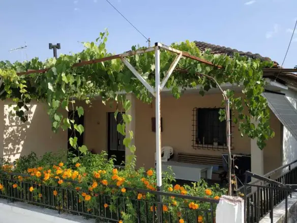 3-bedroom Detached House In Dion, Greece (105 M²)