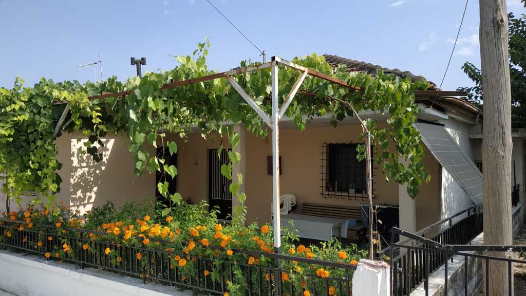 3-bedroom Detached House In Dion, Greece (105 M²)