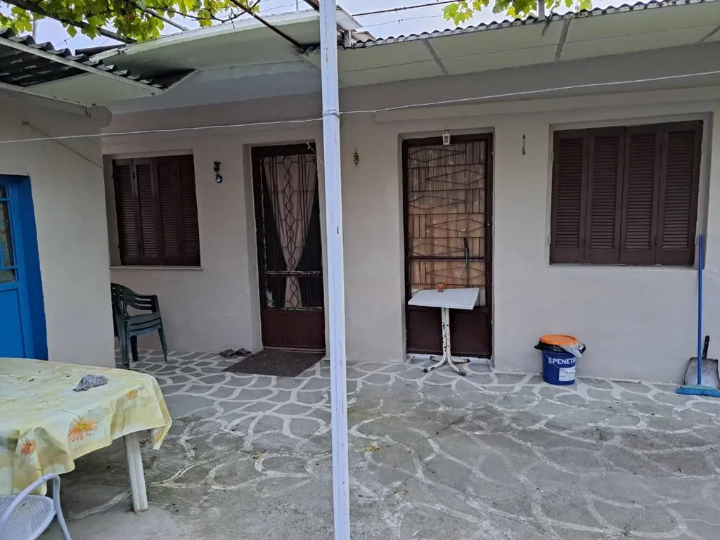 4-bedroom Detached House In Kalamaria, Greece (120 M²)