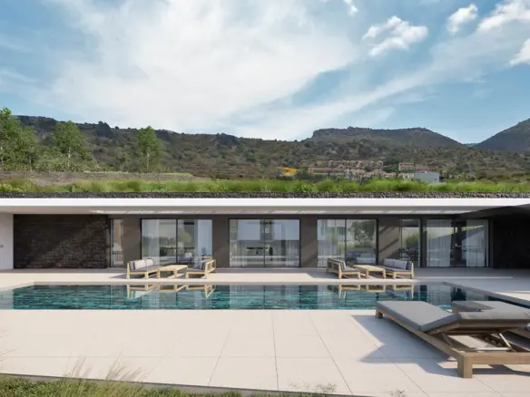 Villa Of 347 M² In Crete