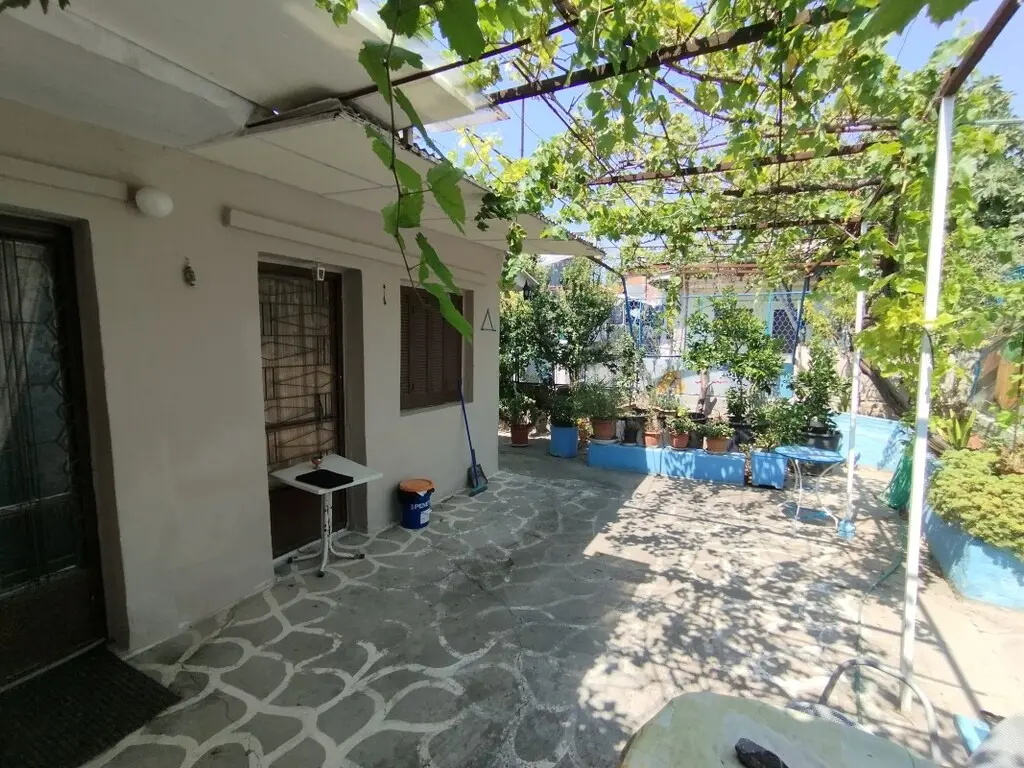 4-bedroom Detached House In Kalamaria, Greece (120 M²)