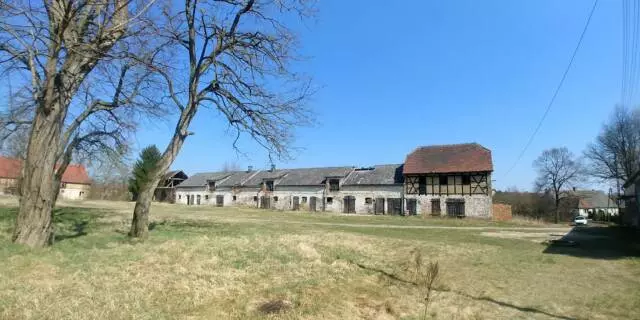 Baroque Lakefront Palace On A Private Peninsula In Poland – 3.1 Ha Estate Near Berlin