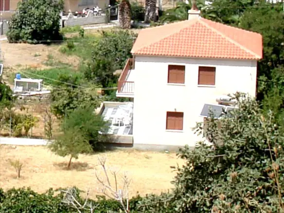 Detached House Of 146 M² In Islands