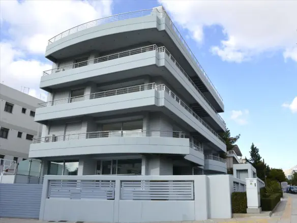 Maisonette Of 240 M² In Athens