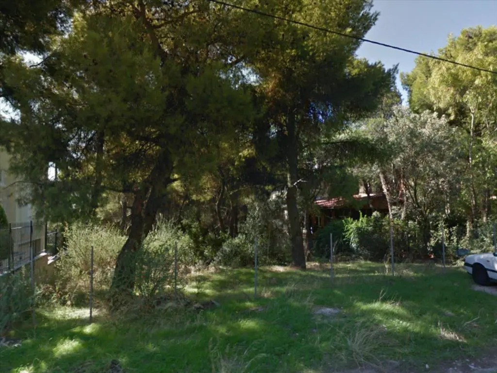 Land Of 1012 M² In Athens