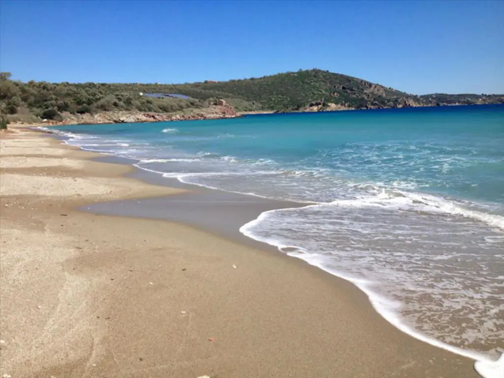 Land Of 13527 M² In Western Peloponnese