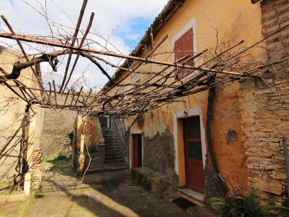 6-bedroom Detached House In Corfu, Greece (256 M²)