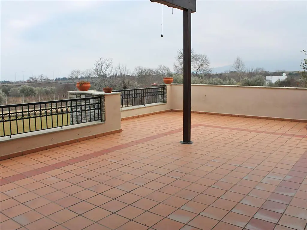 Villa Of 450 M² On The Olympic Coast