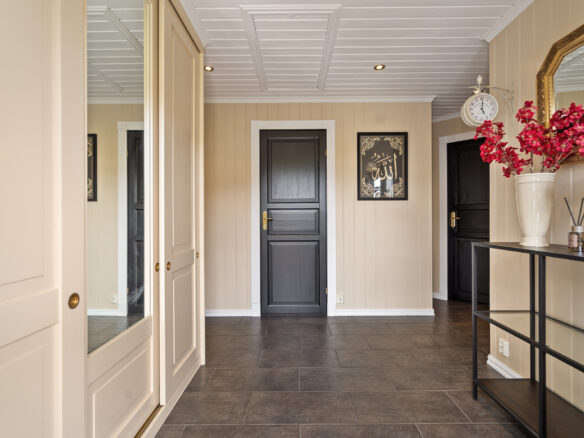 Charming Country House 193 M2 With Rental Income In Norway