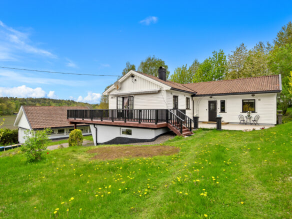 Charming Country House 193 M2 With Rental Income In Norway