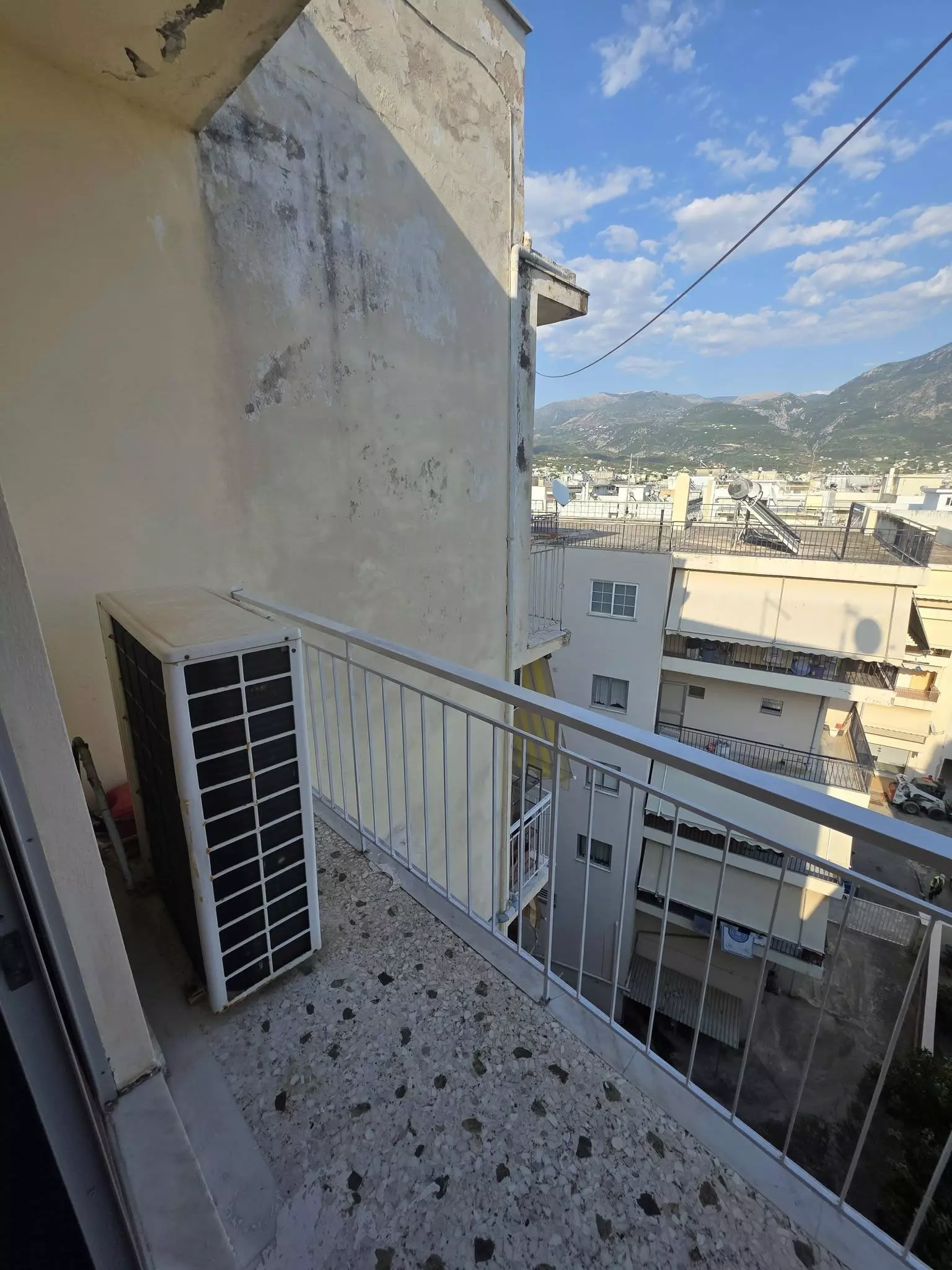 Apartment Of 113 M² With Bright And Spacious Features In Central Kalamata