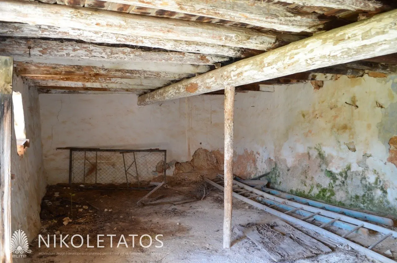 House Of 100 M² With Garden In Halikeri, Greece