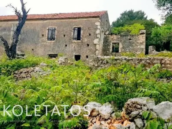 House Of 100 M² With Garden In Halikeri, Greece