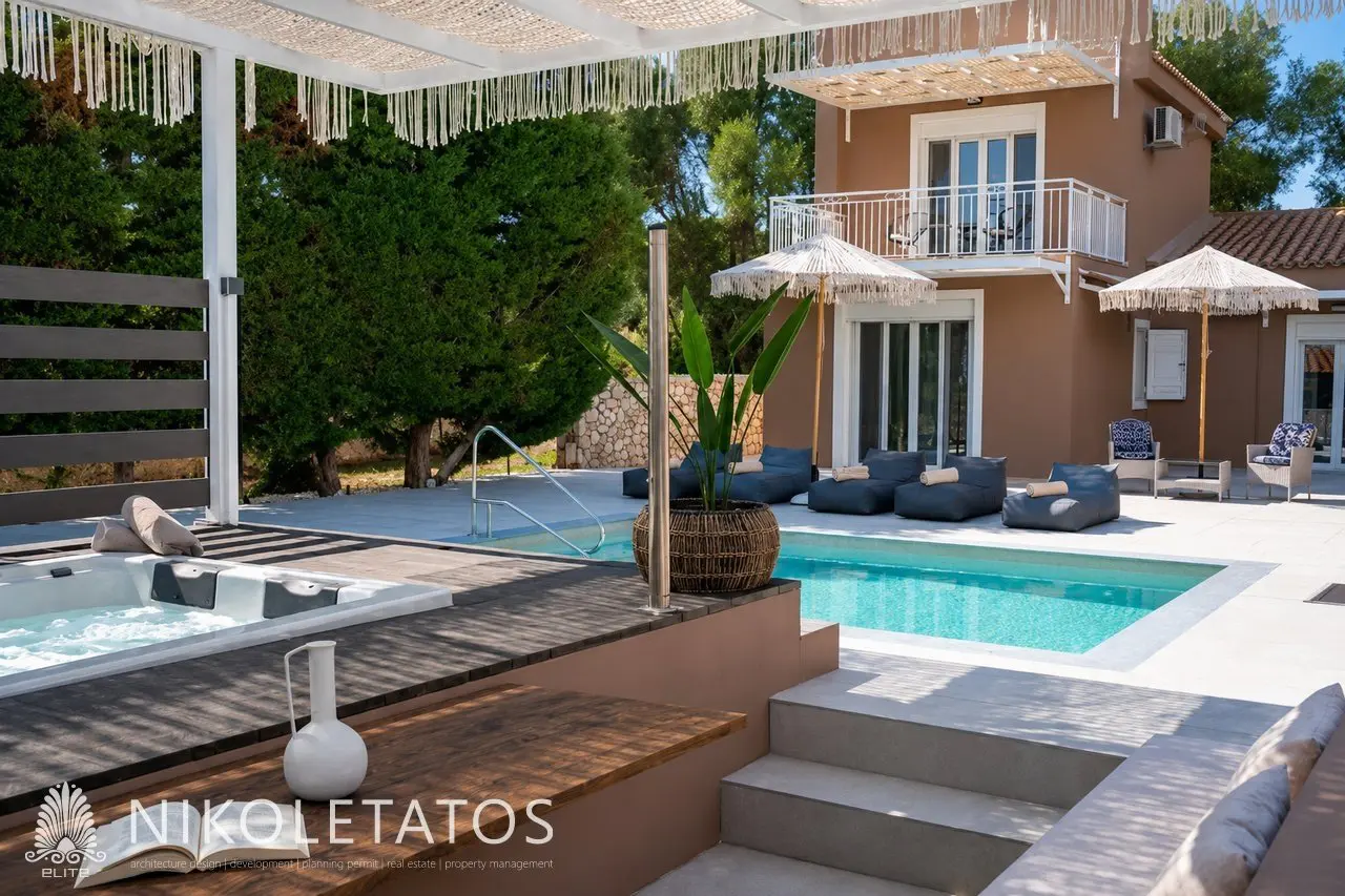 Villa Of 120 M² With Sea View In Pessada, Greece