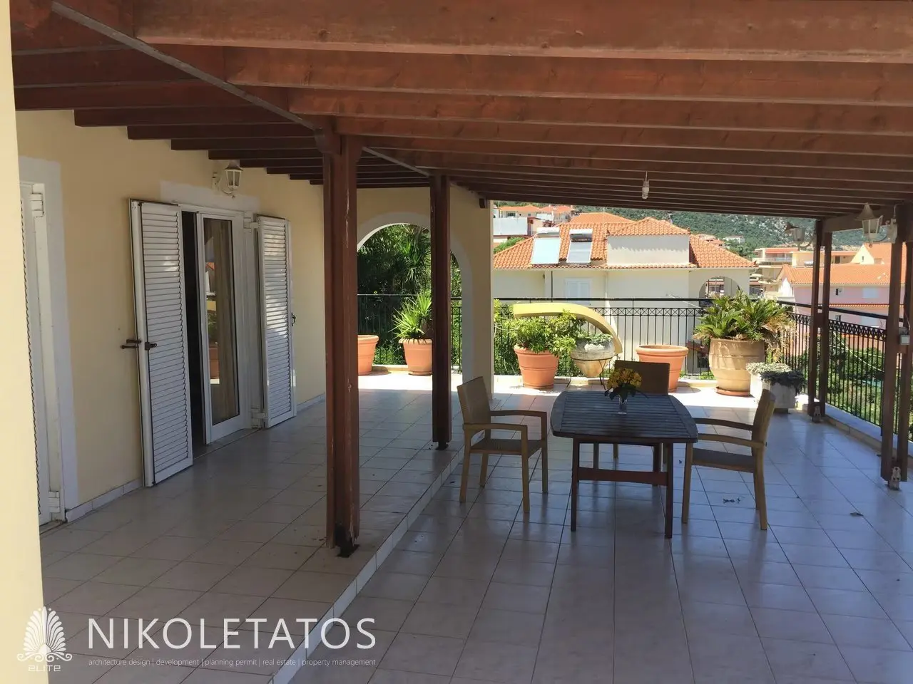 House Of 100 M² With Garden In Poros, Greece