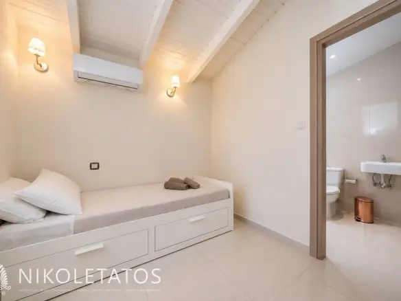 Villa Of 120 M² With Sea View In Pessada, Greece